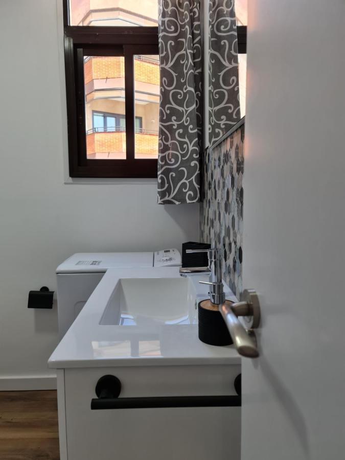 Yumboflat Two Bedroom Apartment 플라야 델 잉글스 외부 사진