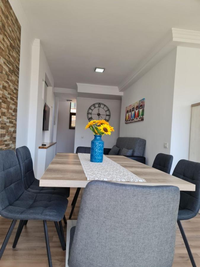 Yumboflat Two Bedroom Apartment 플라야 델 잉글스 외부 사진